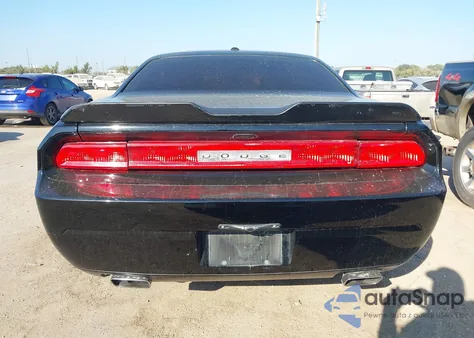 2013 Dodge Challenger Sxt z USA, uszkodzony, nr VIN 2C3CDYAG9DH651791